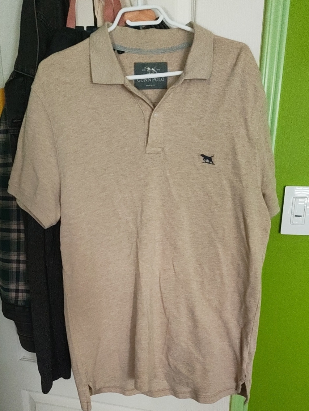 Rodd & Gunn Beige Short-Sleeve Polo with Black Dog Logo